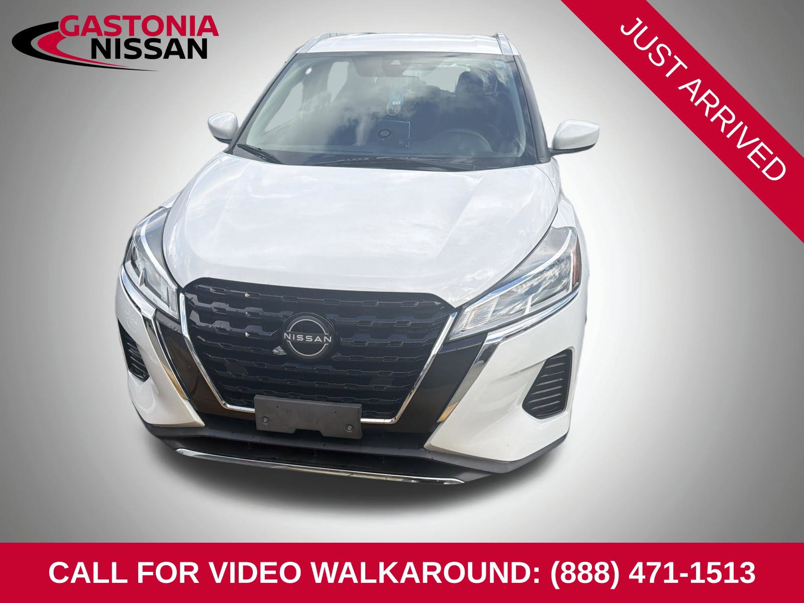 Used 2024 Nissan Kicks SV FWD image 1