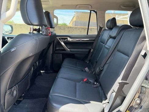 Used 2014 Lexus GX 460 AWD/4WD image 12