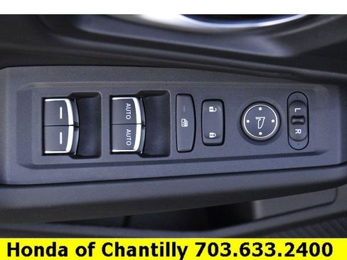 Certified 2025 Honda Accord SE image 21