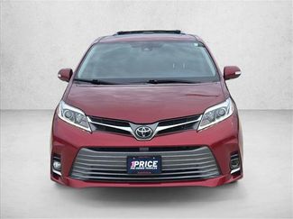 Used 2019 Toyota Sienna Limited FWD video 2