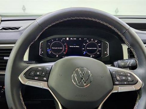 Used 2022 Volkswagen Atlas SEL image 15