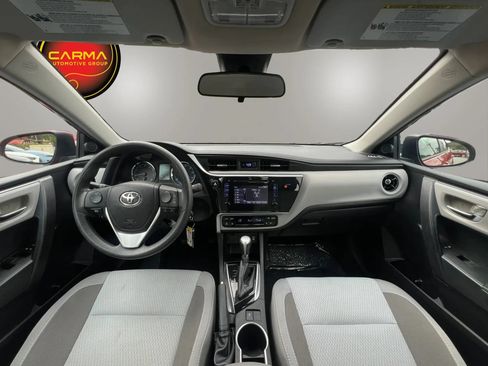 Used 2018 Toyota Corolla LE w/ Body Protection Package FWD image 22