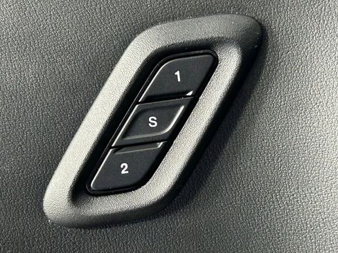 Used 2022 Dodge Challenger R/T Scat Pack RWD image 33