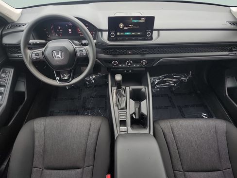 Used 2025 Honda Accord LX image 18