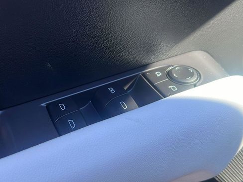 Used 2023 GMC Canyon AT4X image 10