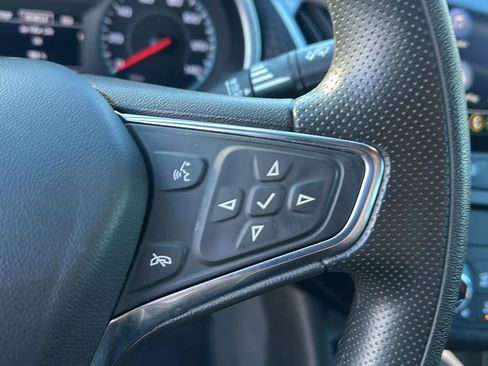 Used 2024 Chevrolet Malibu LT image 28