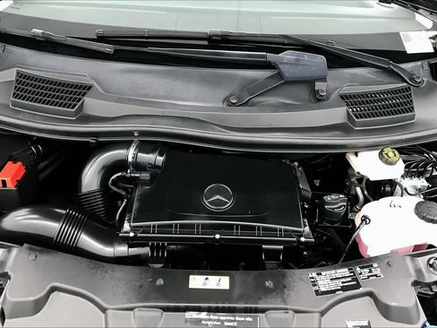 Used 2019 Mercedes-Benz Metris Passenger image 8