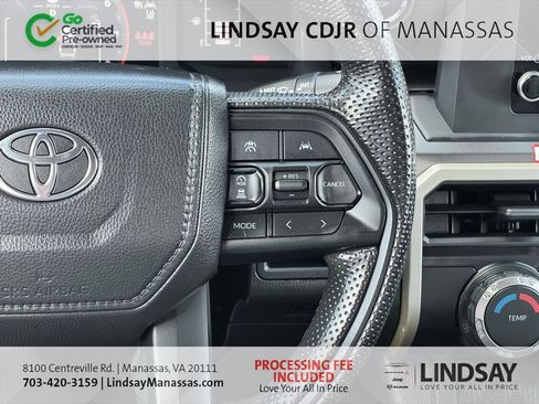 Used 2025 Toyota Tacoma SR5 AWD/4WD image 28