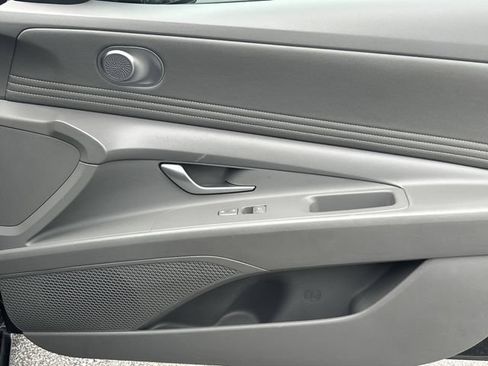 Certified 2023 Hyundai Elantra SEL w/ Convenience Package FWD image 14