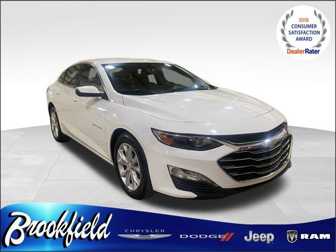 Used 2025 Chevrolet Malibu LT image 1