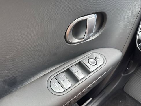 New 2025 Hyundai Ioniq 5 SEL image 31