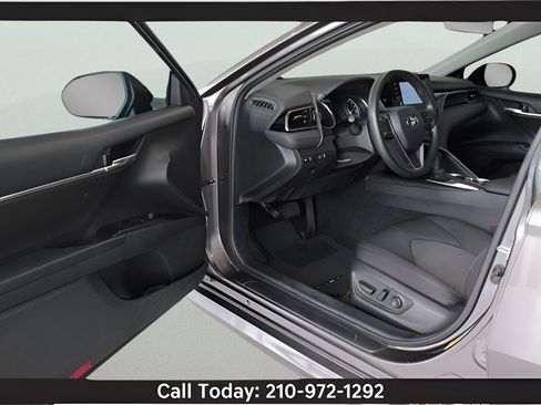Used 2021 Toyota Camry LE w/ Carpet Mat Package (TMS) image 25