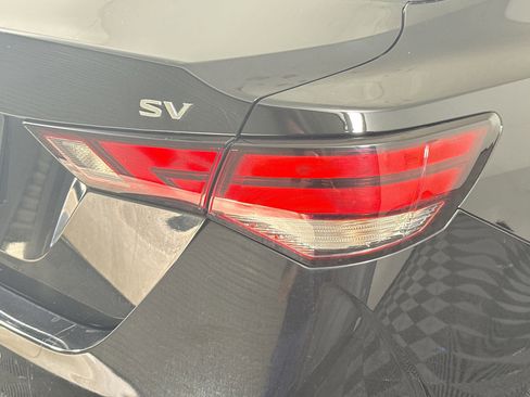 Used 2021 Nissan Sentra SV image 34