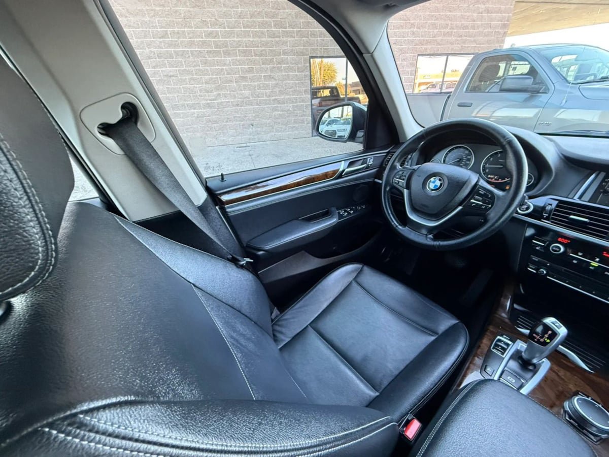 Used 2017 BMW X3 xDrive28i AWD/4WD image 47