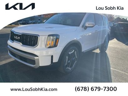 Used 2024 Kia Telluride EX w/ EX Captain's Chair Package