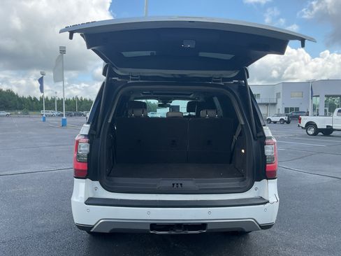 Certified 2021 Ford Expedition Limited RWD image 30