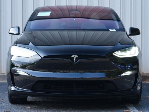 Used 2023 Tesla Model X AWD/4WD image 6