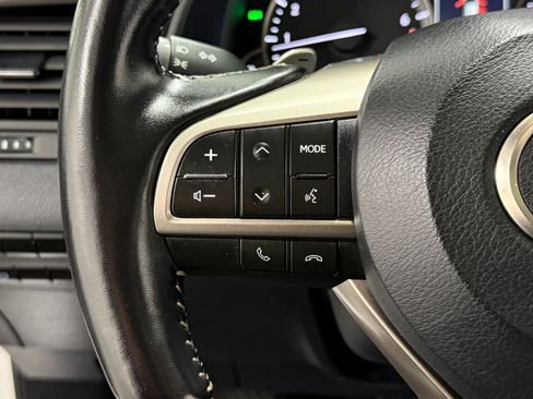 Used 2022 Lexus RX 350L Premium w/ Premium Package AWD/4WD image 18