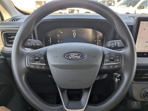 New 2025 Ford Maverick XL image 26