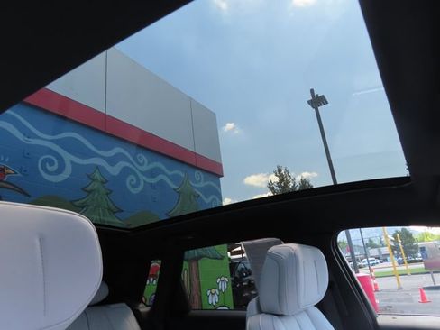 Certified 2024 Cadillac Lyriq Luxury RWD image 40