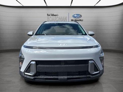Used 2025 Hyundai Kona SEL AWD/4WD image 12