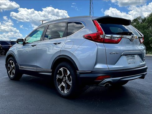 Used 2017 Honda CR-V Touring image 3