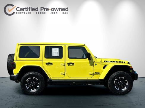 Used 2024 Jeep Wrangler Unlimited Rubicon 4xe AWD/4WD image 3