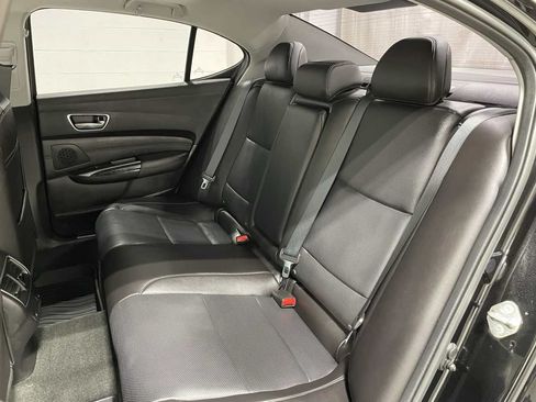 Used 2018 Acura TLX V6 SH-AWD w/ Technology Pkg image 13
