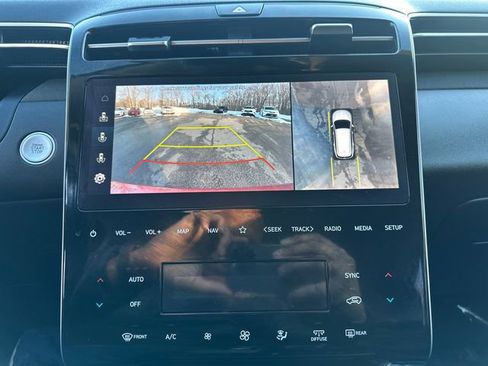 Used 2022 Hyundai Tucson Limited image 36