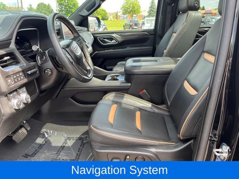 Used 2023 GMC Yukon AT4 w/ AT4 Premium Package AWD/4WD image 11