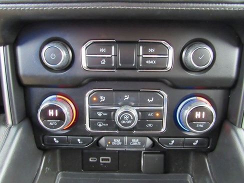 Certified 2021 Chevrolet Tahoe Z71 image 16