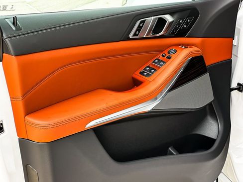 New 2026 BMW X5 M60i image 11