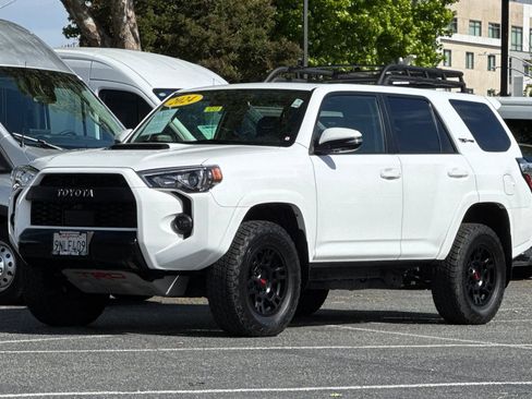Used 2024 Toyota 4Runner TRD Pro AWD/4WD image 8