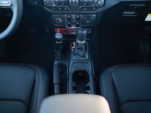 New 2026 Jeep Gladiator Rubicon AWD/4WD image 28