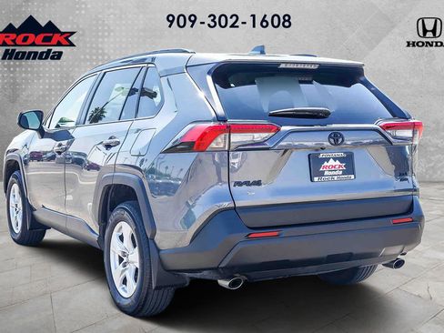 Used 2020 Toyota RAV4 XLE image 6