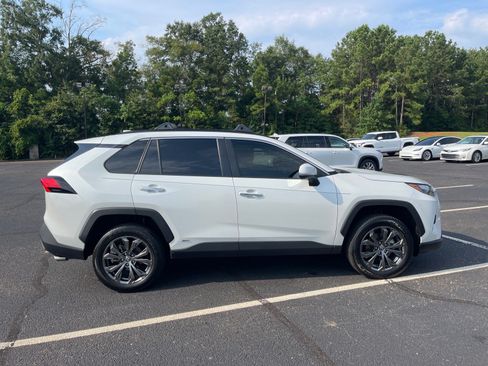 Used 2025 Toyota RAV4 Limited w/ Advanced Technology Package AWD/4WD image 21