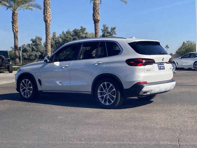 Used 2026 BMW X5 xDrive50e w/ Executive Package AWD/4WD image 8