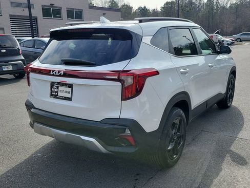 New 2026 Kia Seltos EX image 4