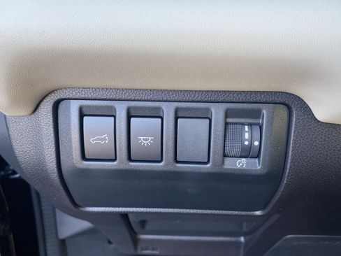 New 2025 Subaru Ascent Limited image 14