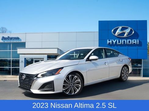 Used 2023 Nissan Altima 2.5 SL image 1