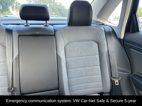 Used 2025 Volkswagen Jetta SE w/ Sunroof Package image 13