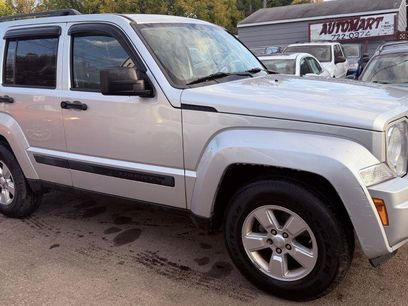 Used 2010 Jeep Liberty Sport w/ Popular Equipment Group