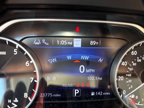 Used 2023 Nissan Murano Platinum w/ Cargo Package FWD image 13