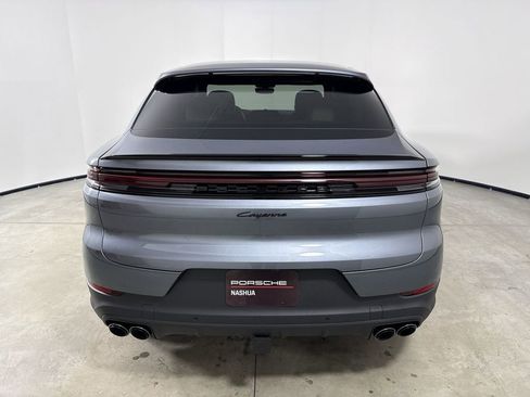 New 2026 Porsche Cayenne Coupe AWD/4WD image 6