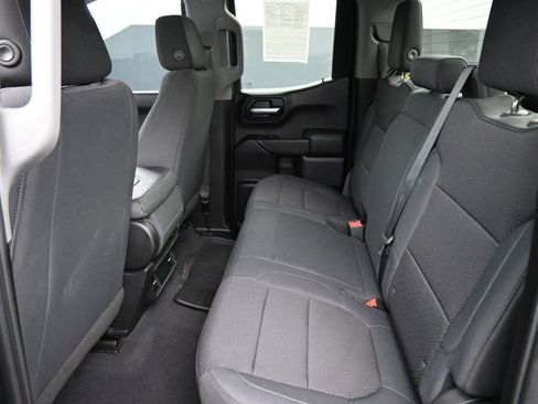 Used 2019 Chevrolet Silverado 1500 Custom w/ Custom Convenience Package AWD/4WD image 12