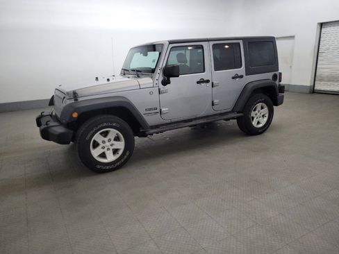 Used 2018 Jeep Wrangler Unlimited Sport S image 2