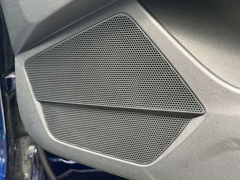 Used 2025 Audi Q4 e-tron Premium Plus image 68