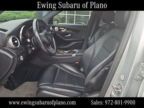 Used 2017 Mercedes-Benz GLC 300 4MATIC image 9
