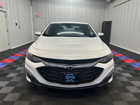 Used 2024 Chevrolet Malibu LT w/ Sport Edition FWD image 7