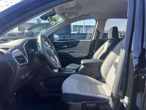 Certified 2024 Chevrolet Equinox LS FWD image 16